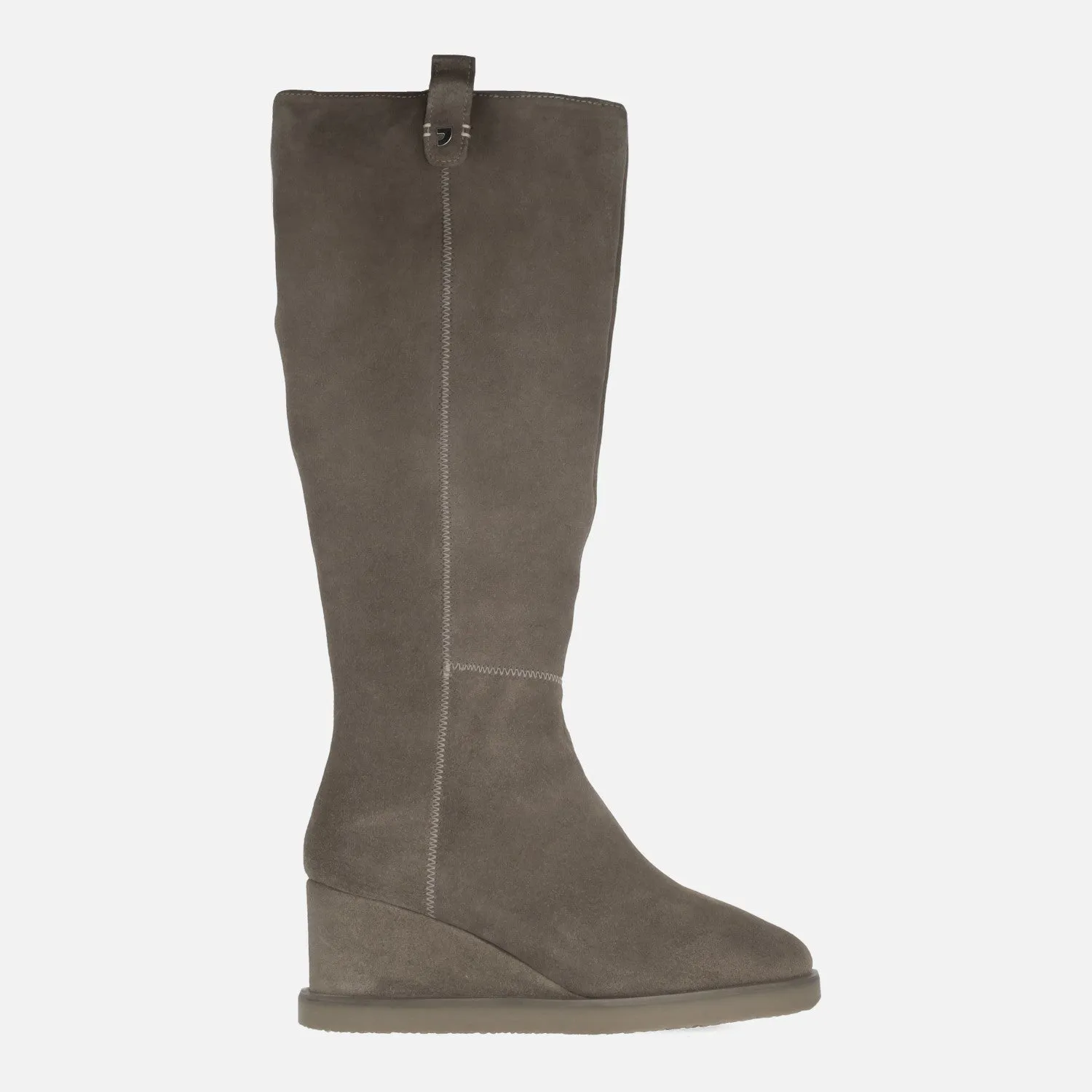 Botas altas Brora en serraje taupe con cuña