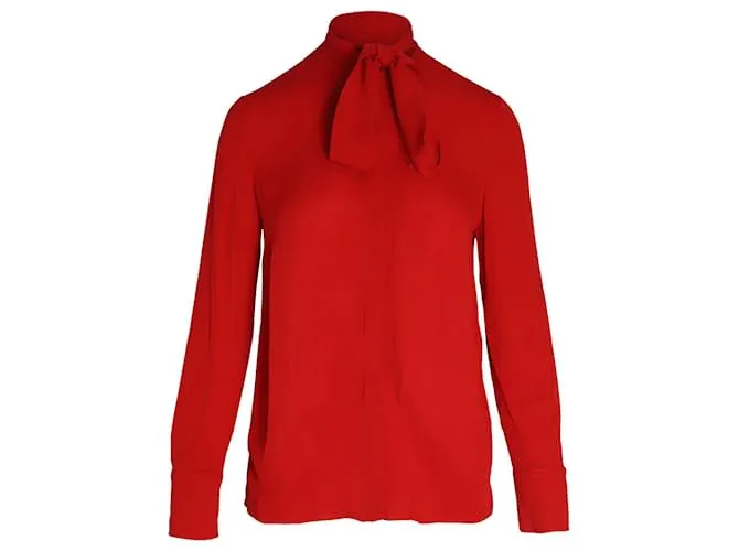 Camisa con lazo en el coño de Valentino Garavani en seda roja 
