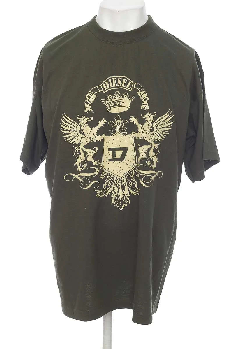 CAMISETA COLOR VERDE  CLOSEANDO