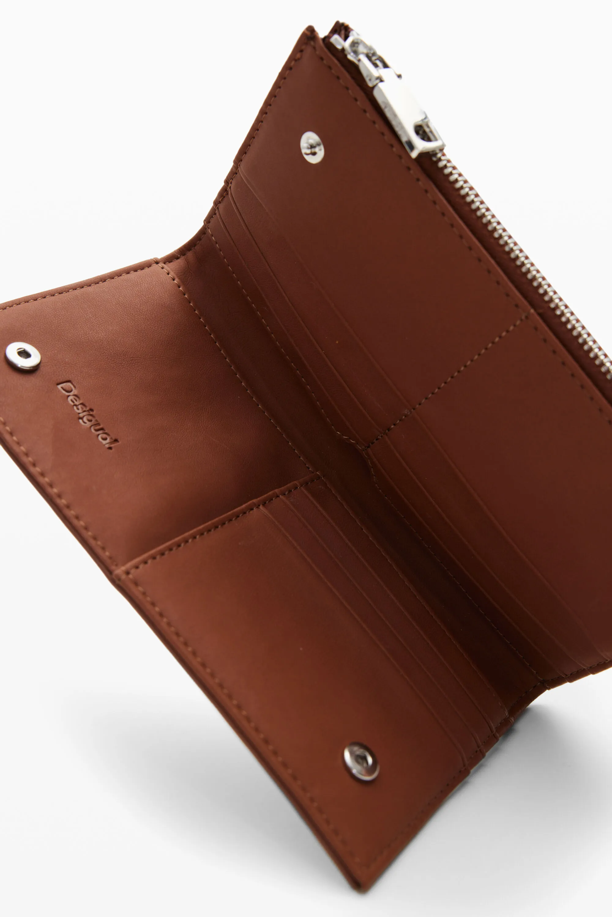 Cartera gran brodada