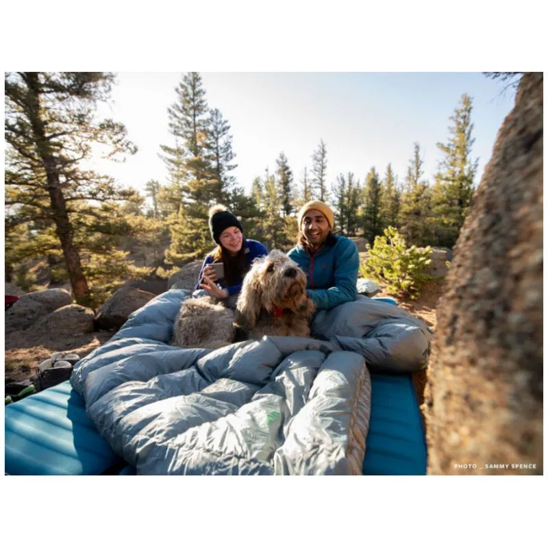 Edredón nórdico de plumón Thermarest Vela 32F/0C Doble (Tormenta)