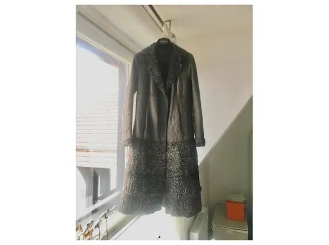 Fendi Abrigos, Ropa de calle Castaño 