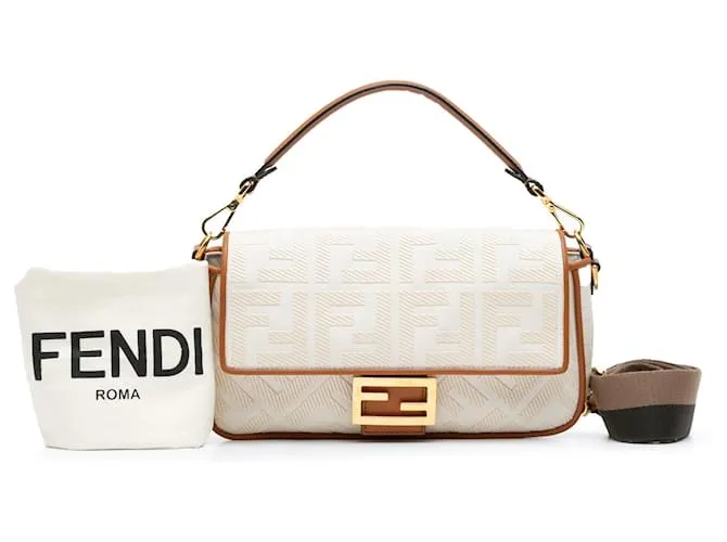 Fendi Baguette de lona bordada blanca mediana Blanco 