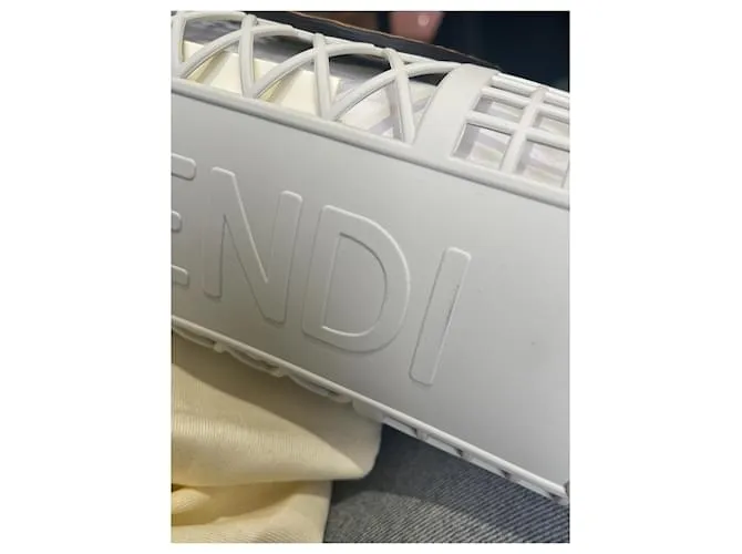 FENDI Bolsos T. Plástico Blanco 