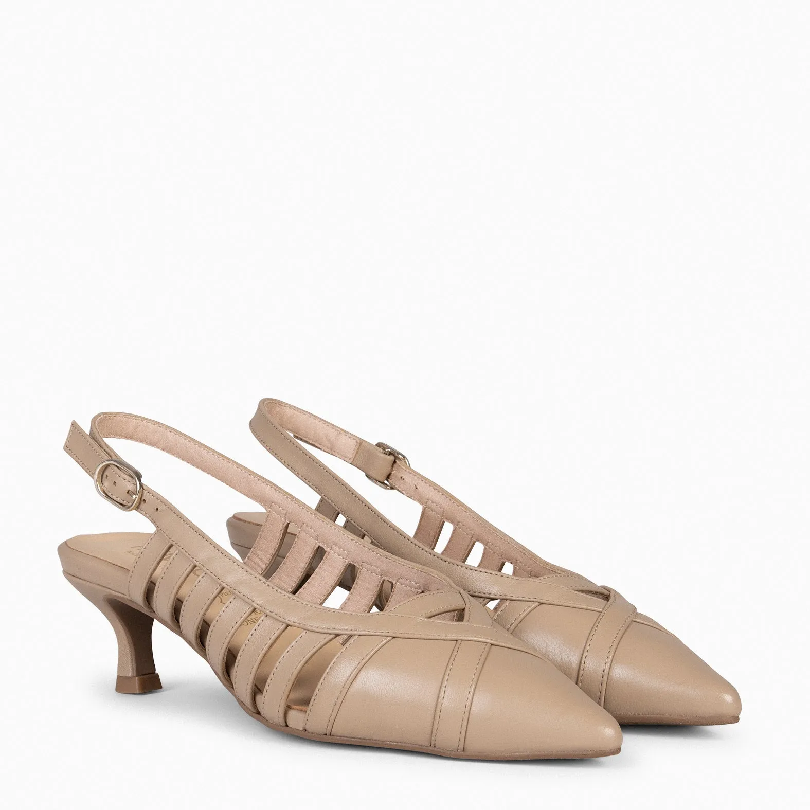 JADE  ZAPATO TACóN KITTEN TAUPE