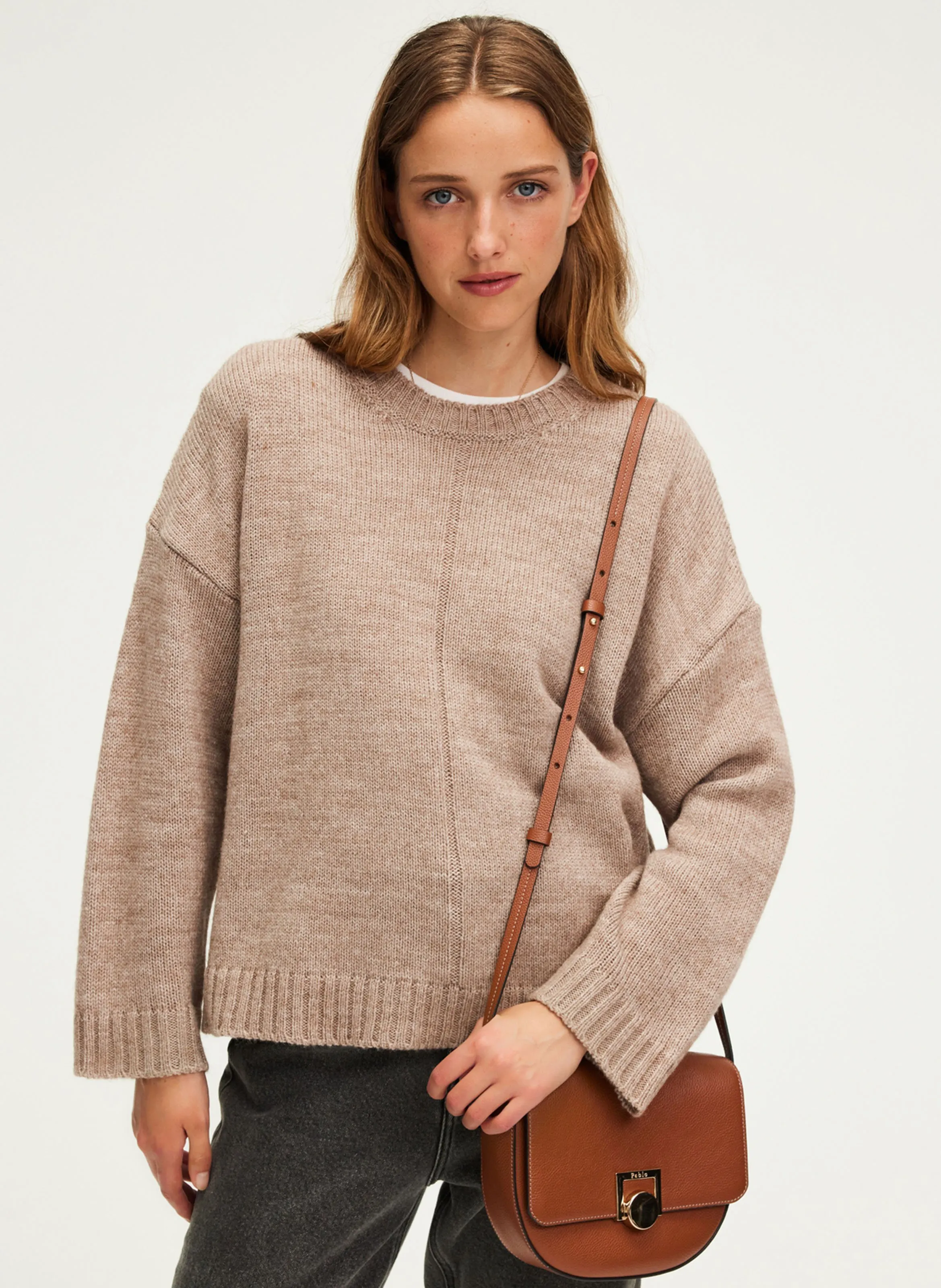 JOSSIA  JERSEY RECTO DE MEZCLA DE LANA CON CUELLO REDONDO EN BEIGE