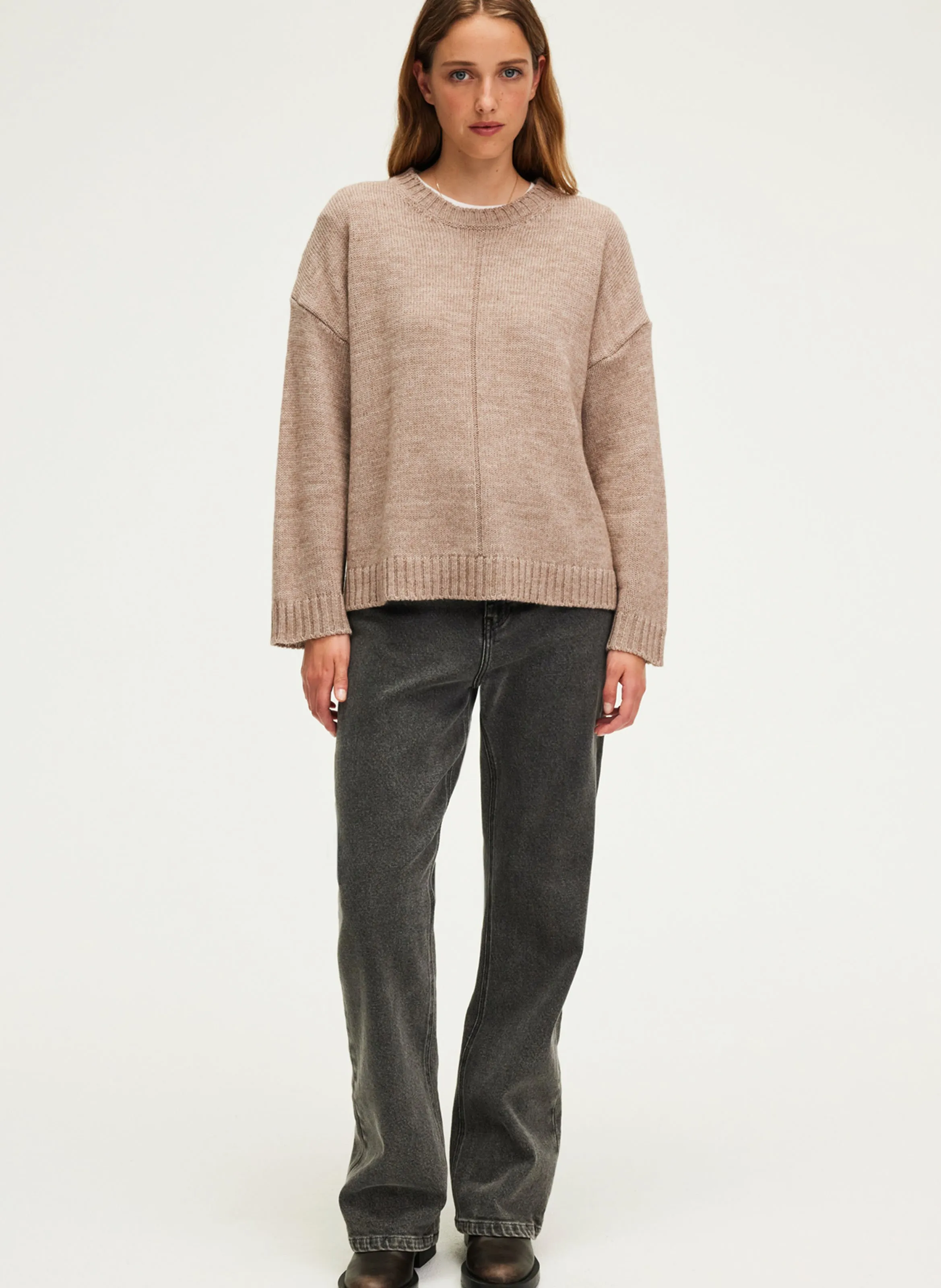 JOSSIA  JERSEY RECTO DE MEZCLA DE LANA CON CUELLO REDONDO EN BEIGE