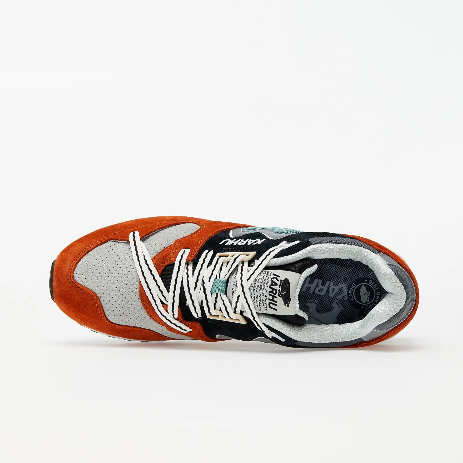 Karhu Synchron Classic