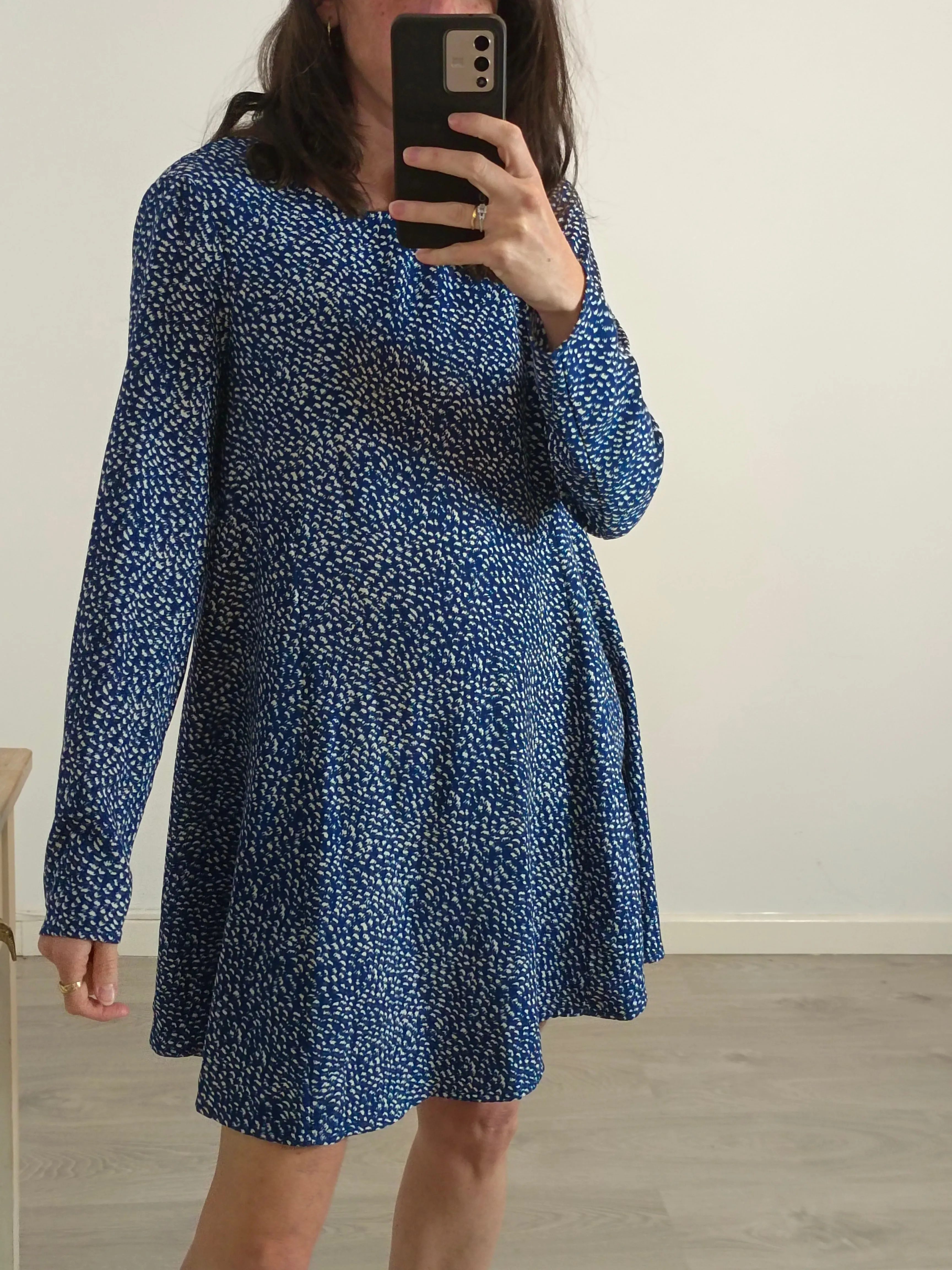 LEFTIES. Vestido azul fluido estampado. T S