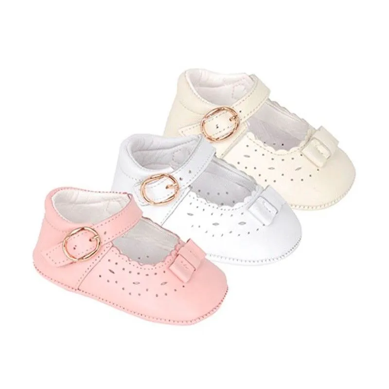 Merceditas bebe de piel con lazo