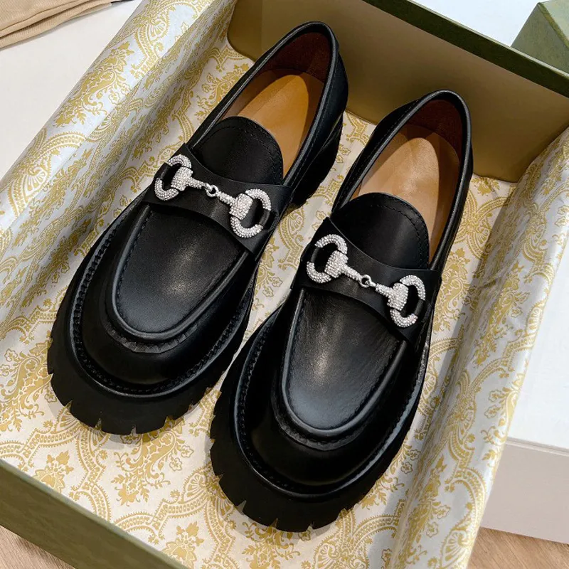 Mocasines de cuero con suela de orejeta para mujer Mocasines de diseñador con bordado de abeja de cuero 100% real Zapatos planos
