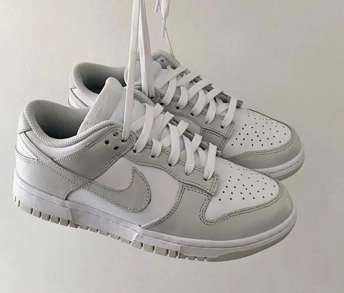 Nike Dunk blanco y cinza