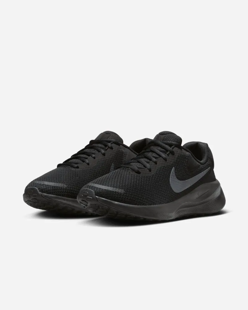 Nike Revolution 7