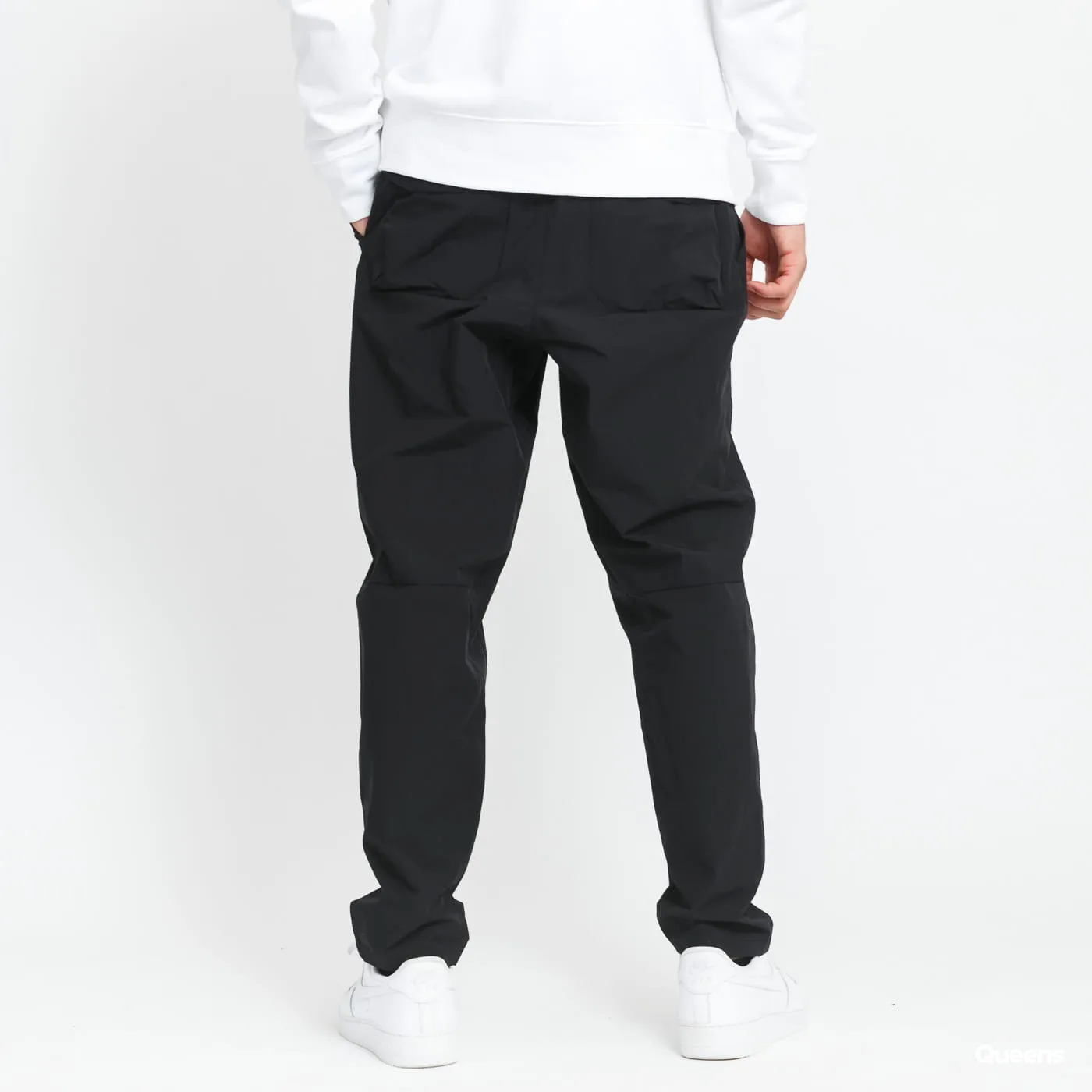 Nike Woven Seasonal Pants