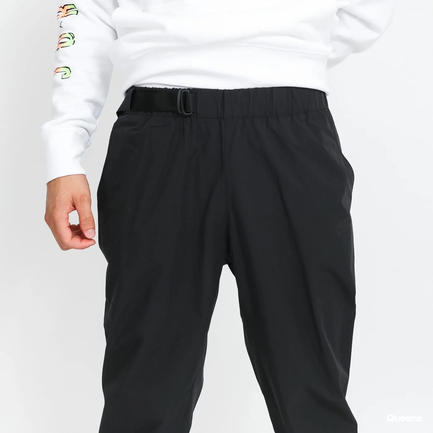 Nike Woven Seasonal Pants