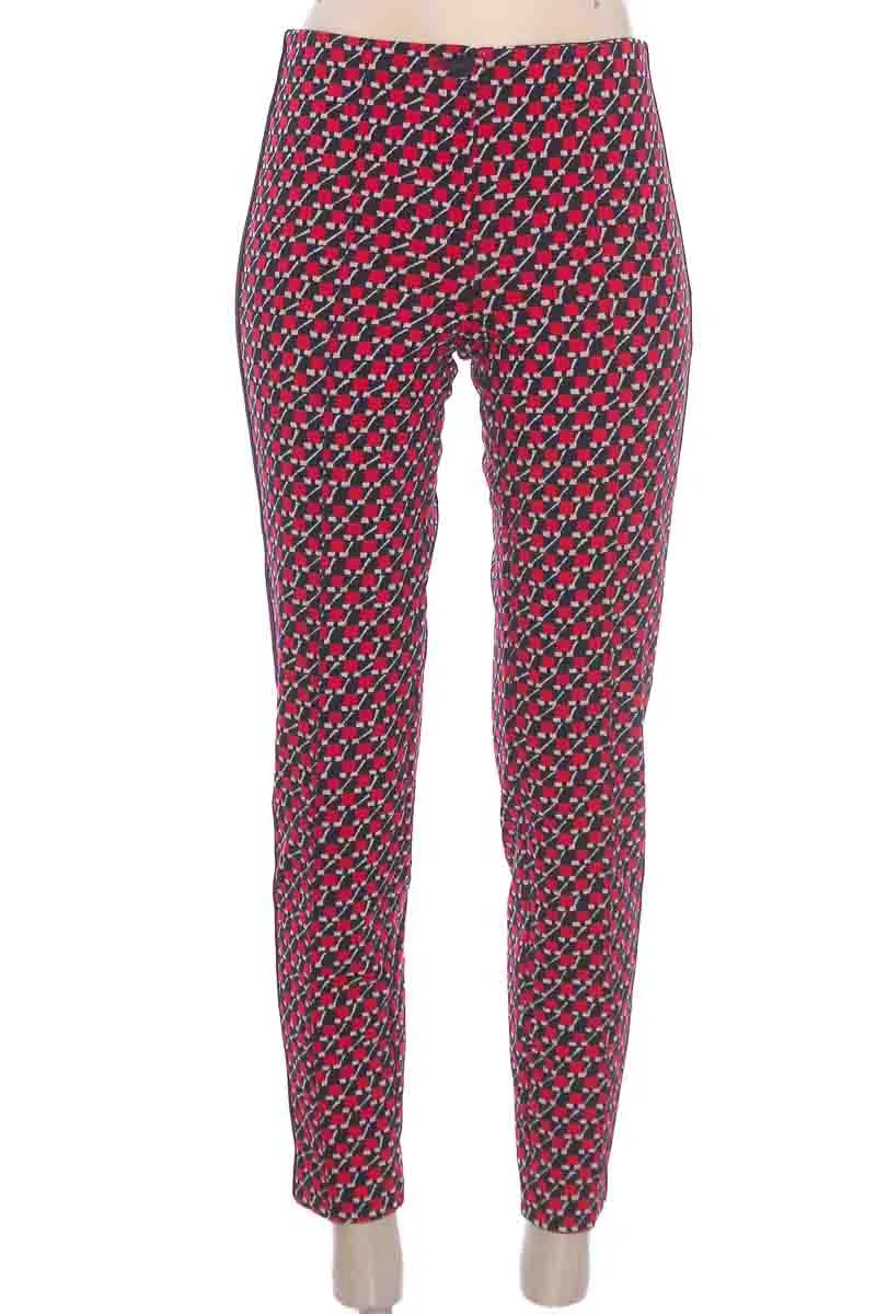 PANTALóN COLOR ROJO  CAMBIO