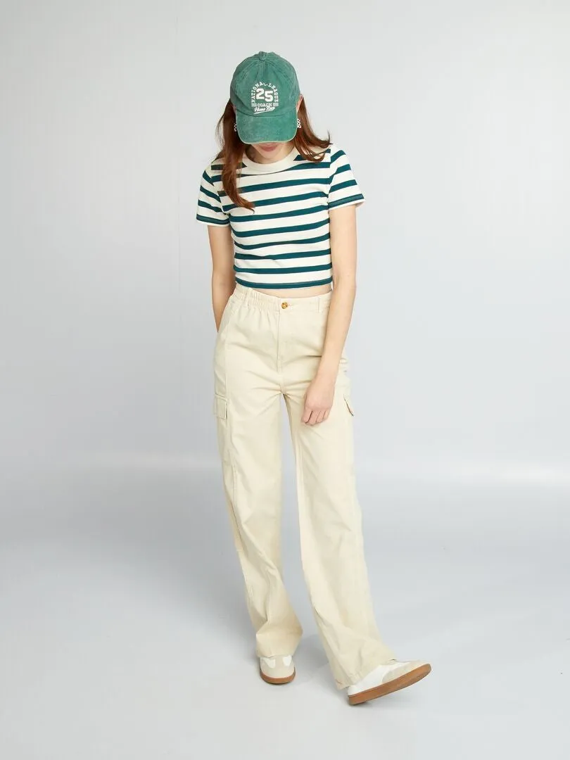 PANTALóN CON MúLTIPLES BOLSILLOS  BEIGE