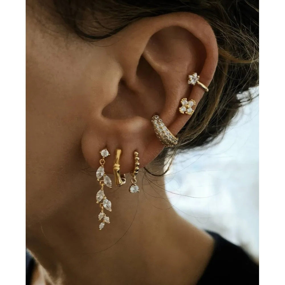Piercing Flor Circonitas Oro