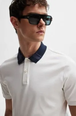 Polo slim fit de algodón mercerizado con rayas en el cuello
