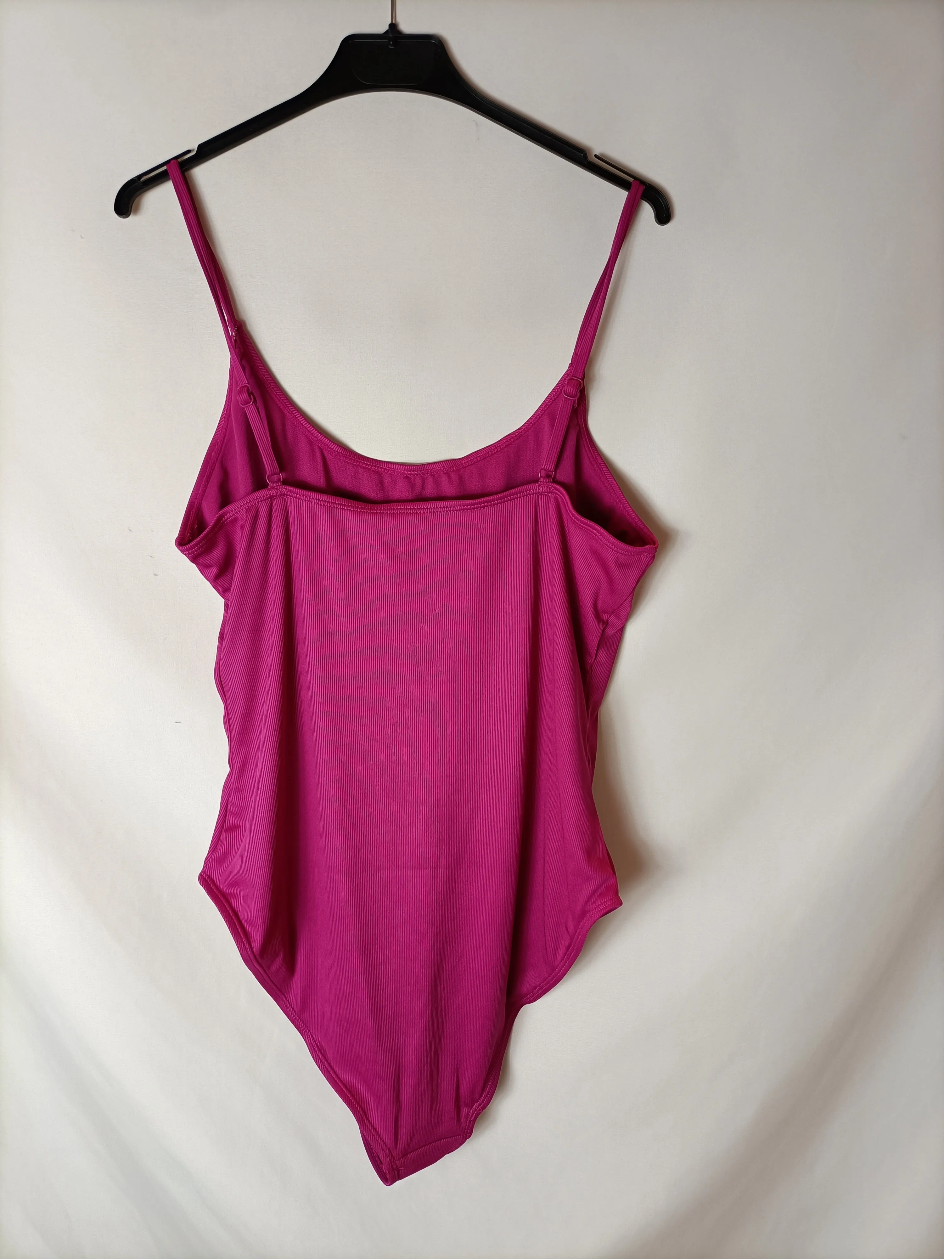 PRIMARK. Traje de baño buganvilla T.48