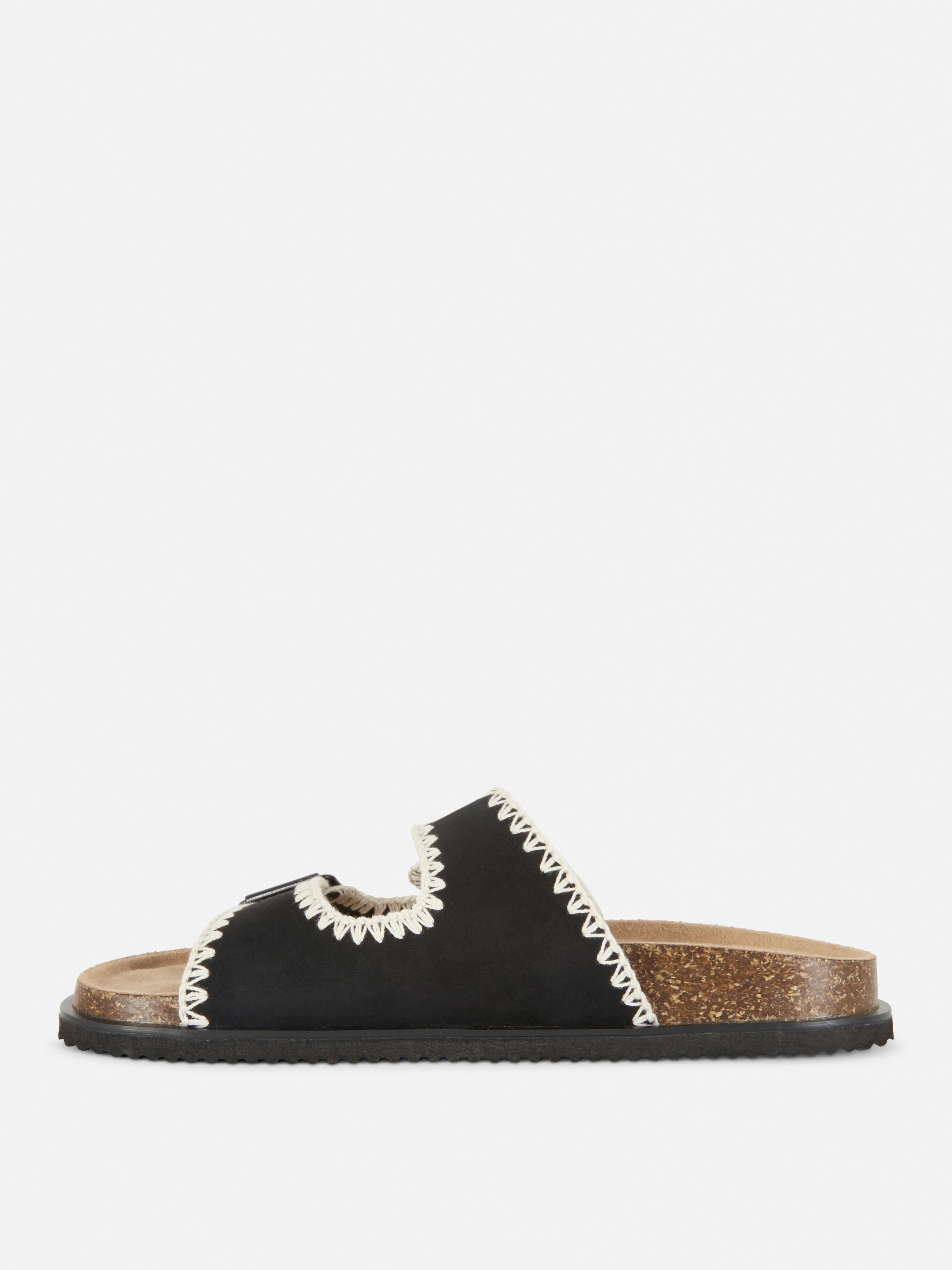 Sandalias con plantilla y pespuntes