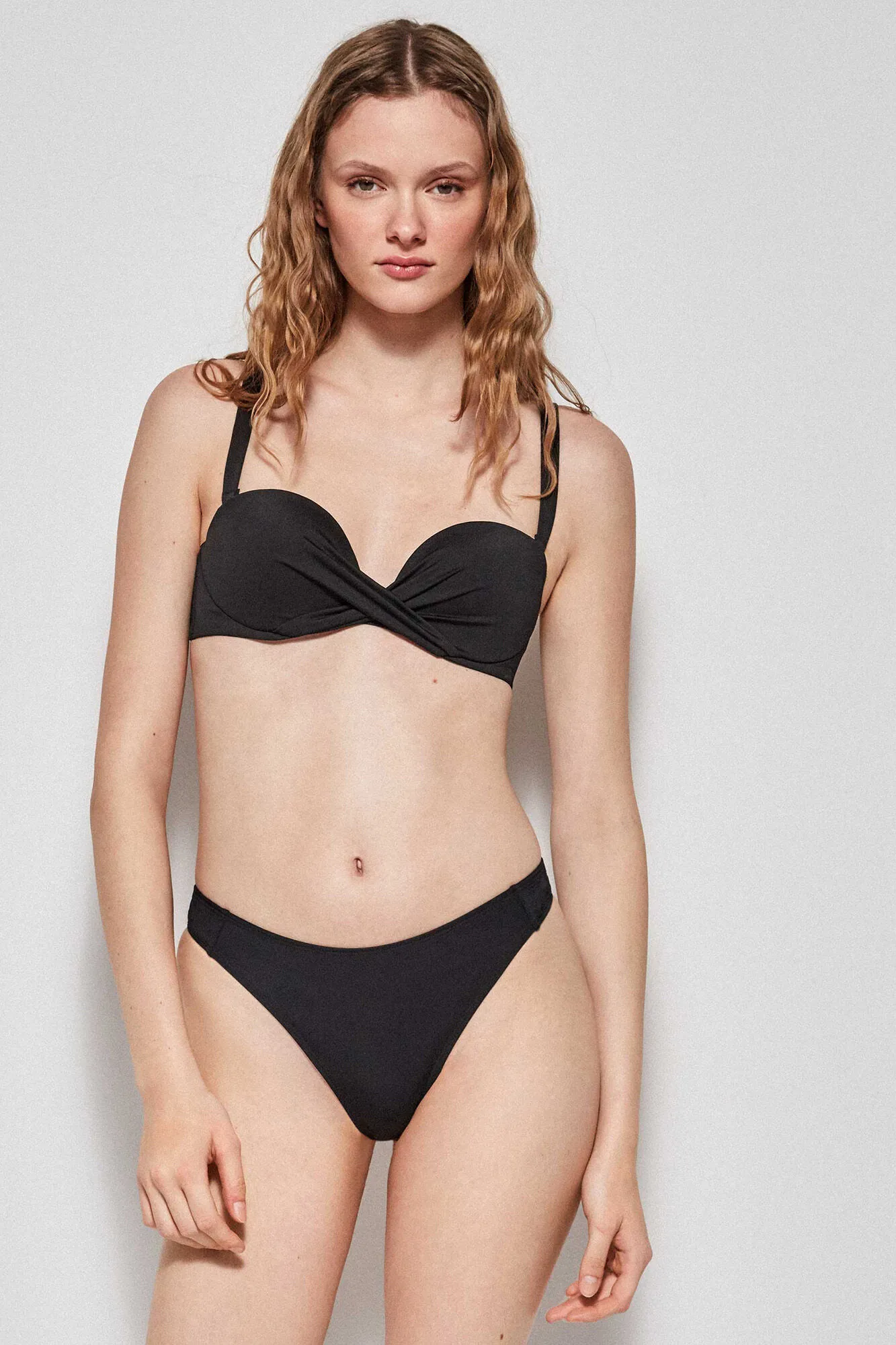 Tanga bikini liso