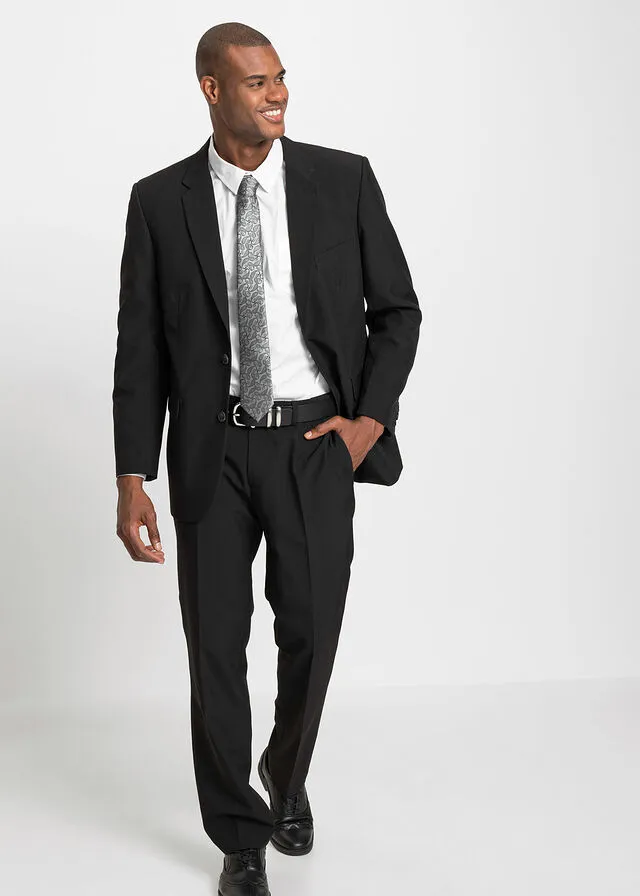 TRAJE (4 PIEZAS): AMERICANA, PANTALóN, CAMISA, CORBATA NEGROBLANCOPLATA