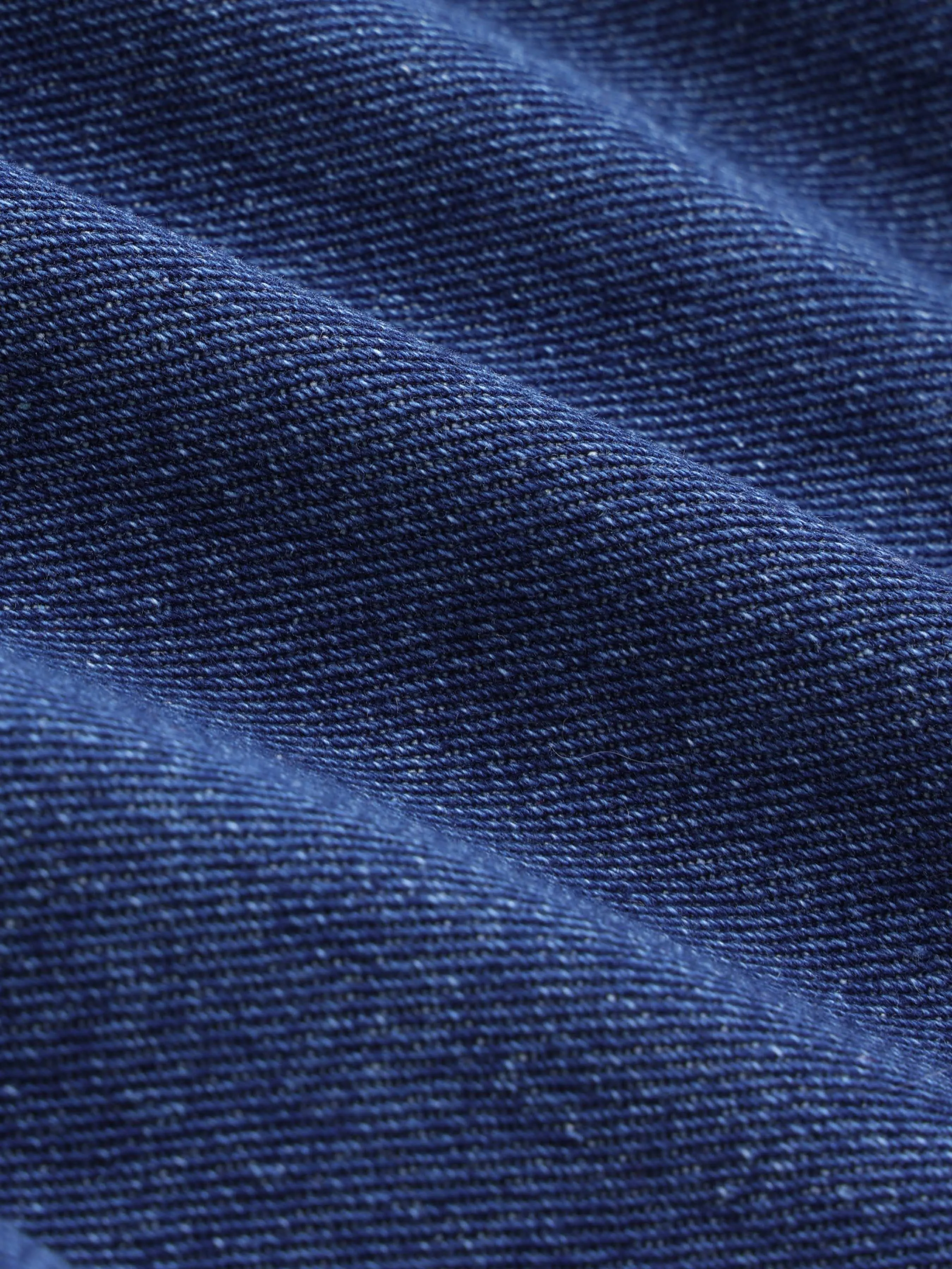 Vaqueros rectos de tiro medio en color liso Curvy