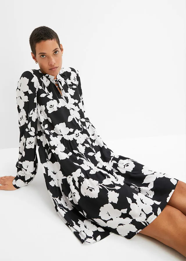 VESTIDO NEGROBLANCO DE FLORES