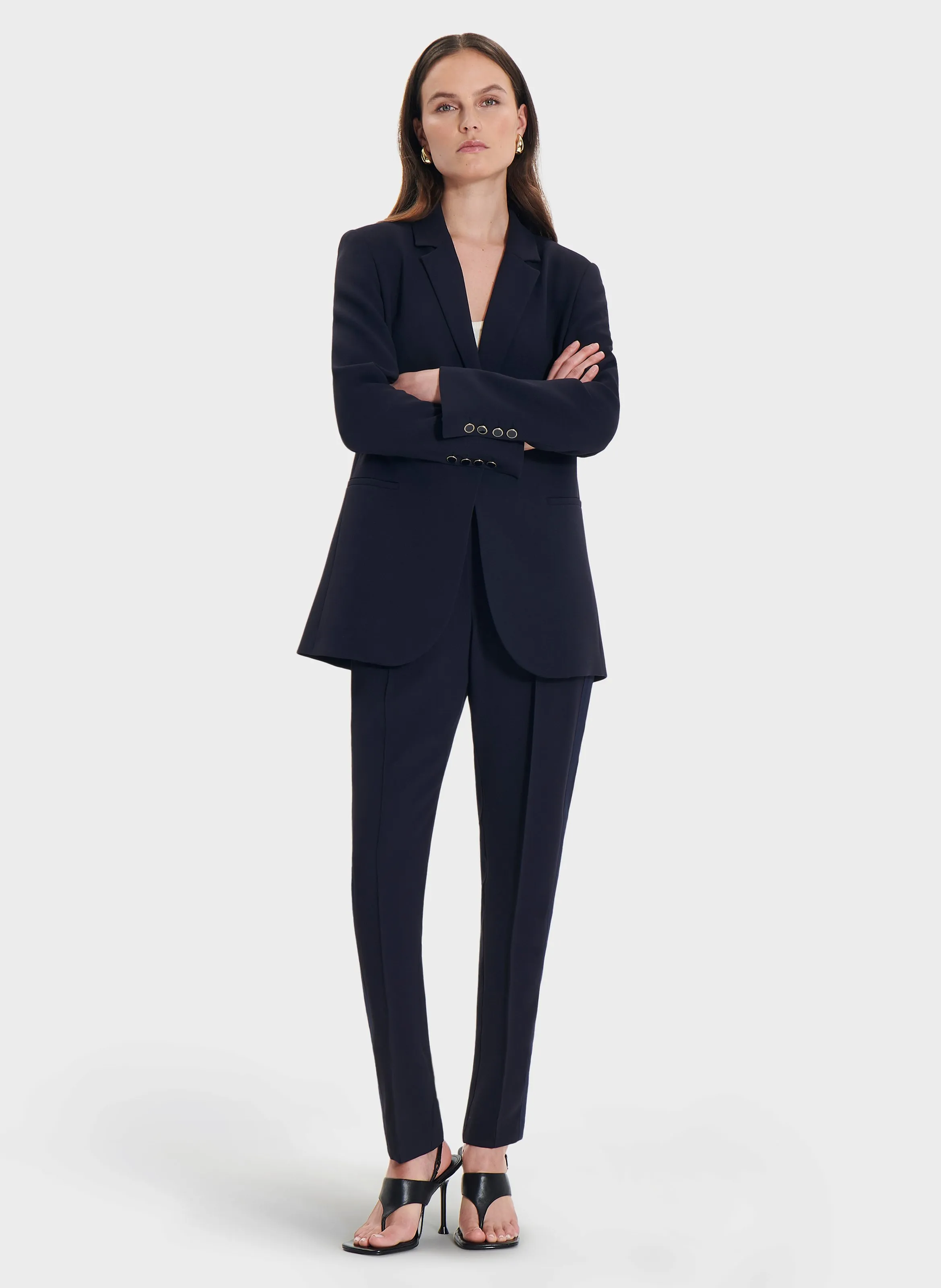 ZAPA PIEL  PANTALóN CON PINZAS Y CORDóN AJUSTABLE EN AZUL