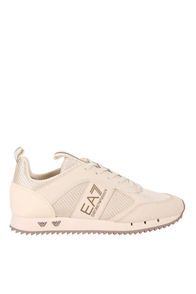 Zapatillas beige con logo 